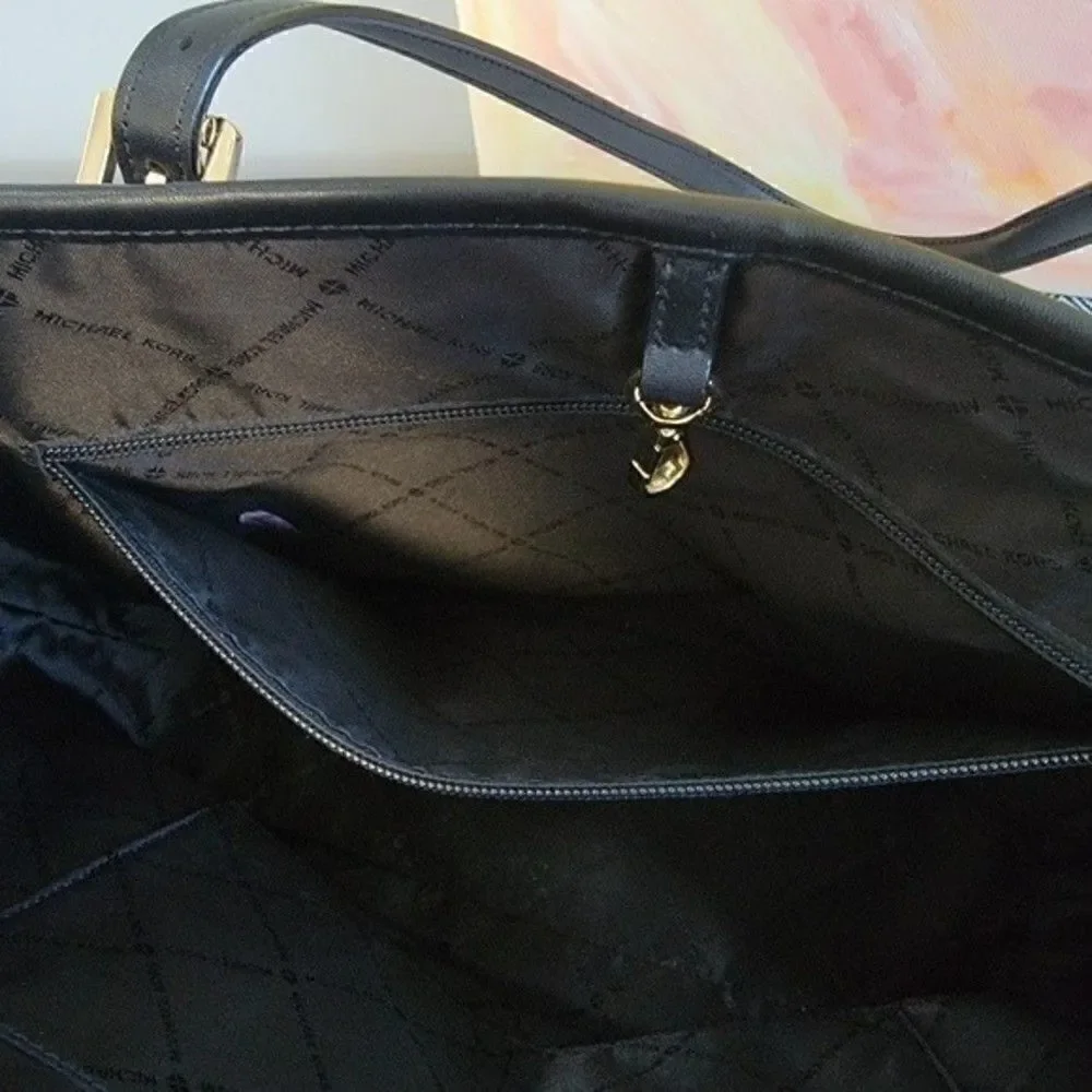 Michael KORS Jet Set Travel Carryall Tote Black Patent Leather MK